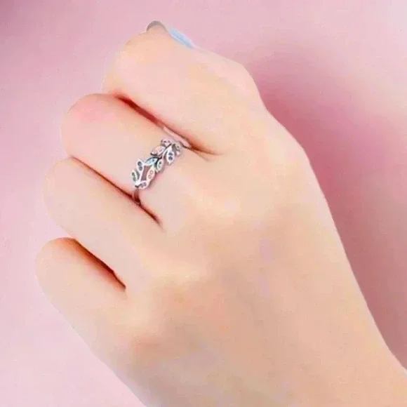 🆕️Elegant S925 Sterling Silver Leaf Ring w/ Colorful Zircons 🌿💍 Gift Box 🎁 - Picture 4 of 10